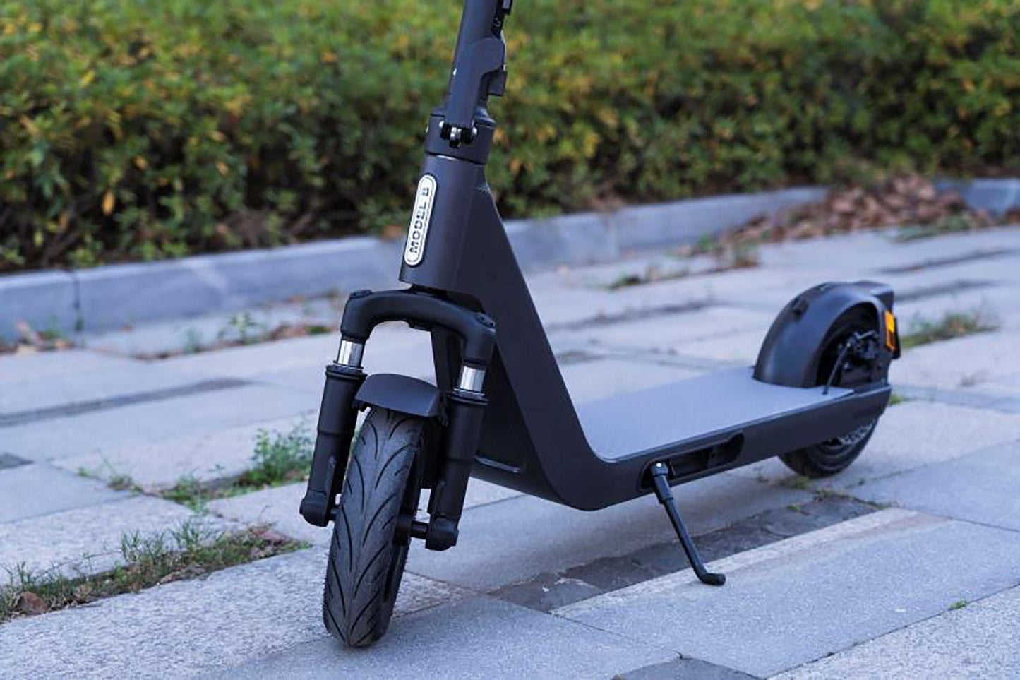 Trottinette Électrique Kuickwheel Aspire Pro : Robuste et Confortable