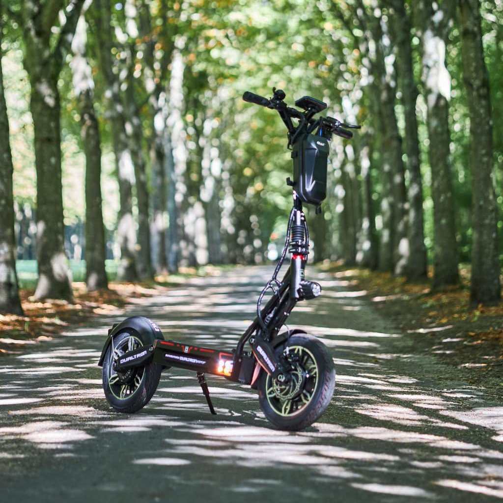 Trottinette Électrique Dualtron City : Confortable et Robuste