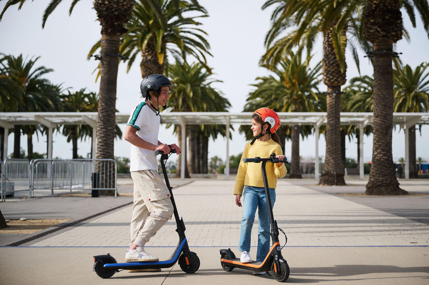 Trottinette Électrique Enfant Ninebot C2 by Segway : Petite et Légère