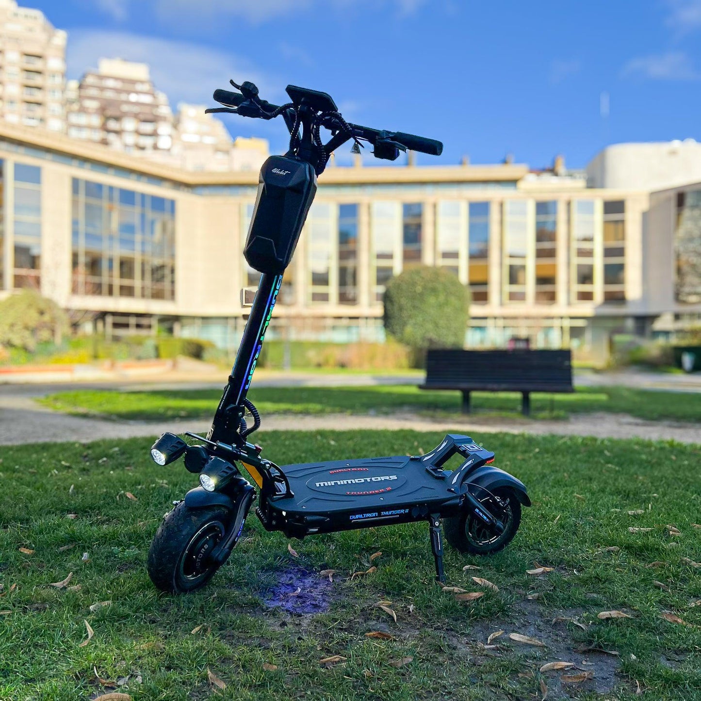 Trottinette Électrique Dualtron Thunder 3 : Puissance et Autonomie